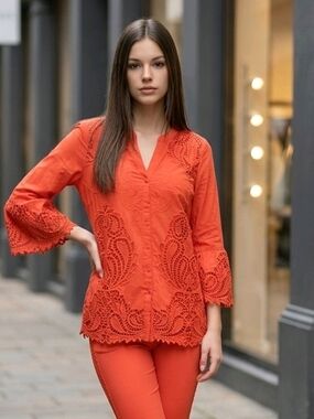 Chico's Orange 8-10 Button Up Blouse with Crochet Accents Covered Buttons EUC